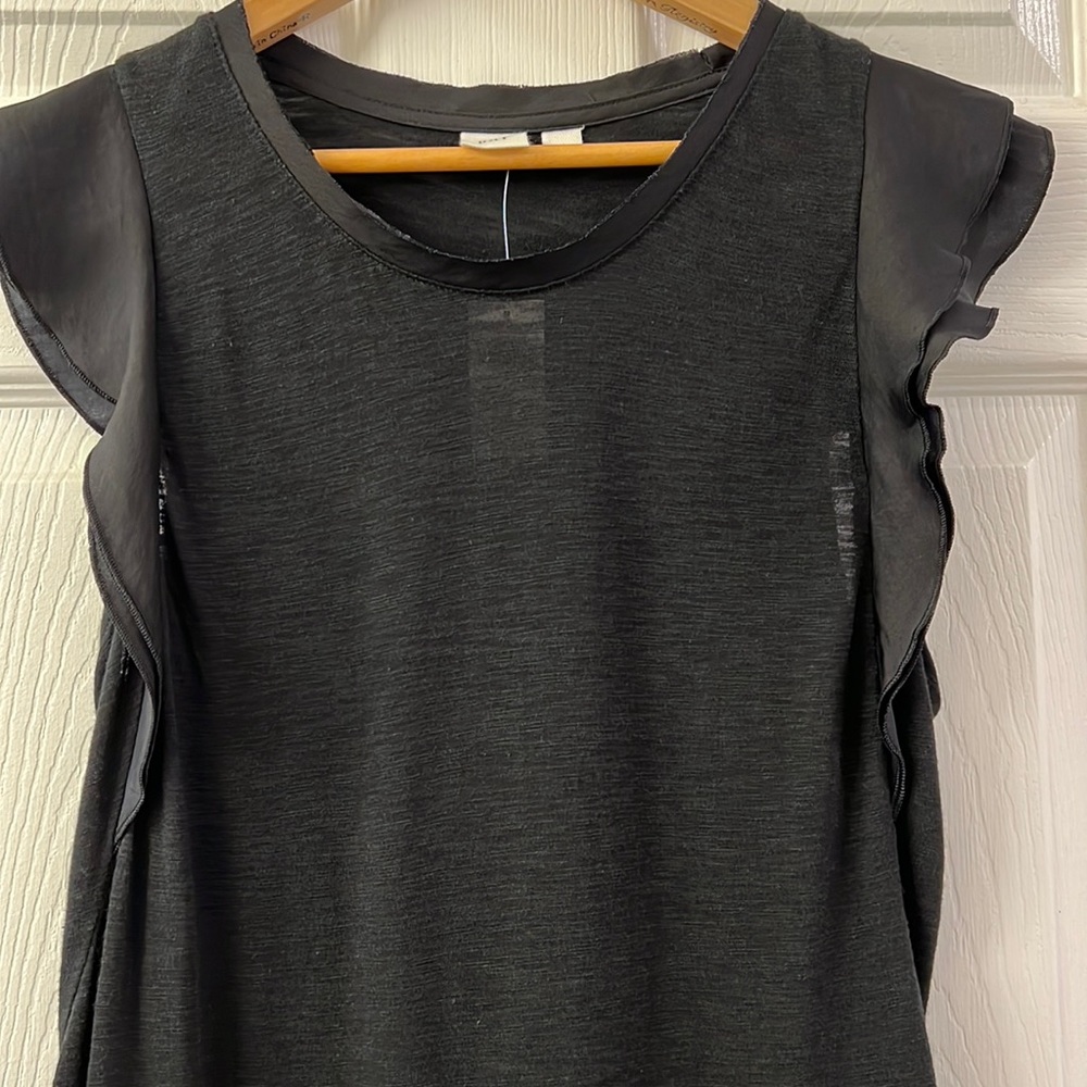 Gap Flutter Sleeve Tee